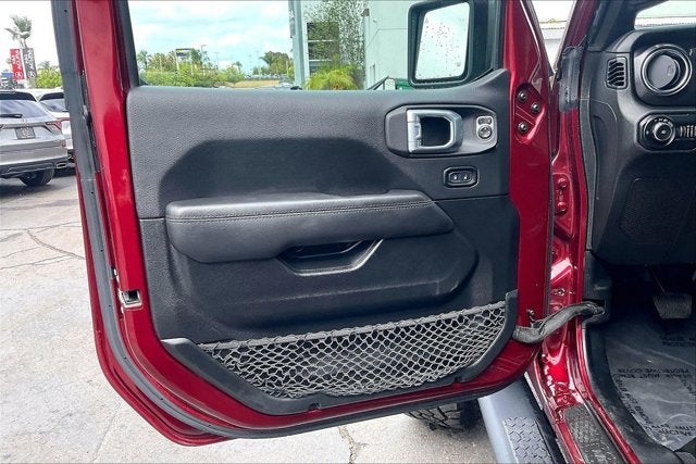 2021 Jeep Wrangler Unlimited Sahara Altitude 4x4