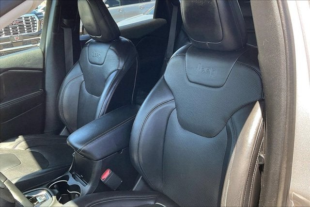 2019 Jeep Cherokee Limited FWD