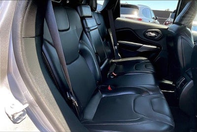 2019 Jeep Cherokee Limited FWD