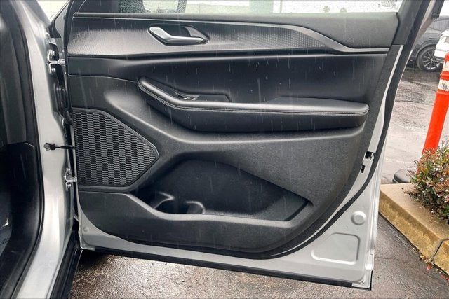 2024 Jeep Grand Cherokee L Altitude 4x4