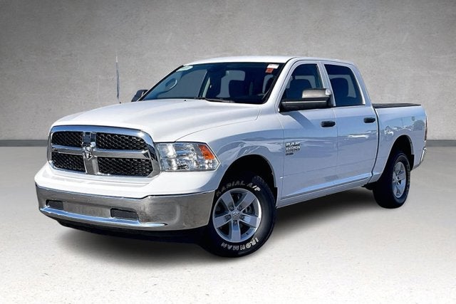2023 RAM 1500 Classic SLT Crew Cab 4x4 5'7' Box