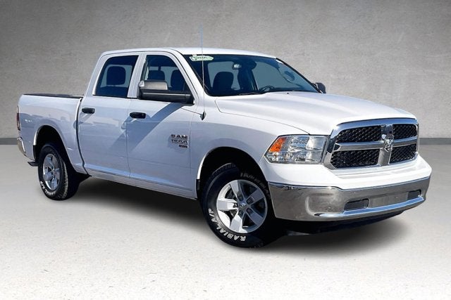 2023 RAM 1500 Classic SLT Crew Cab 4x4 5'7' Box