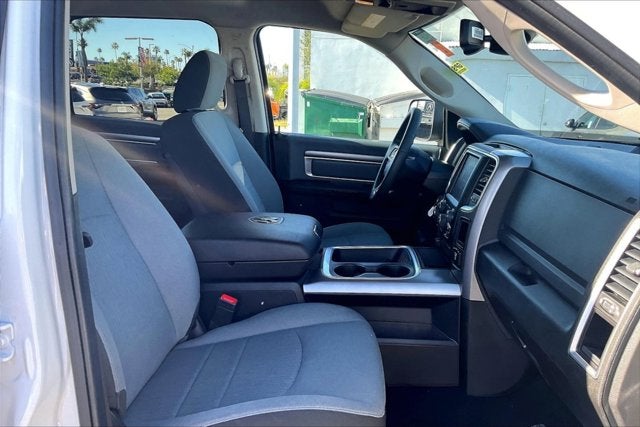 2023 RAM 1500 Classic SLT Crew Cab 4x4 5'7' Box