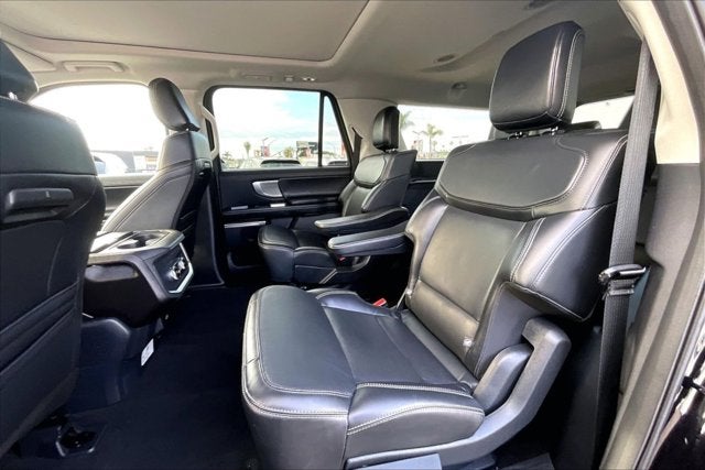 2025 Ford Expedition Platinum MAX