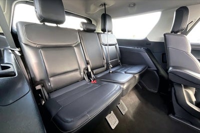 2025 Ford Expedition Platinum MAX