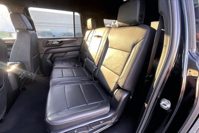 2025 Chevrolet Suburban 4WD Z71