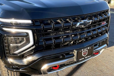 2025 Chevrolet Suburban 4WD Z71