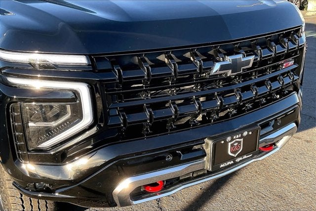 2025 Chevrolet Suburban 4WD Z71