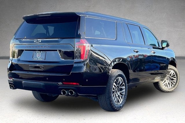 2025 Chevrolet Suburban 4WD Z71