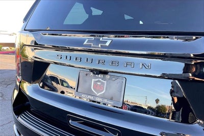 2025 Chevrolet Suburban 4WD Z71