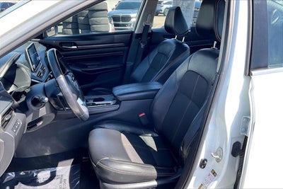 2021 Nissan Altima SR FWD