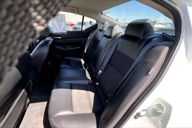 2021 Nissan Altima SR FWD