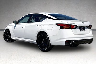 2021 Nissan Altima SR FWD