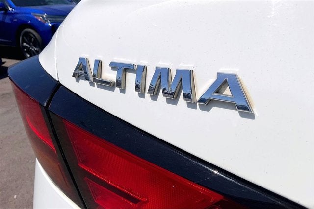 2021 Nissan Altima SR FWD