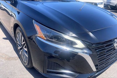 2023 Nissan Altima SV FWD