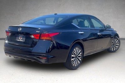 2023 Nissan Altima SV FWD