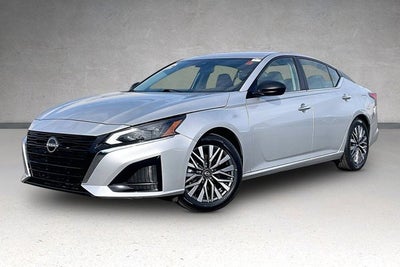 2024 Nissan Altima SV FWD