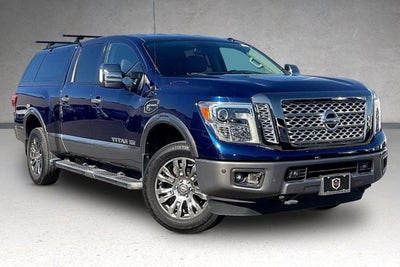 2017 Nissan TITAN XD Platinum Reserve Diesel