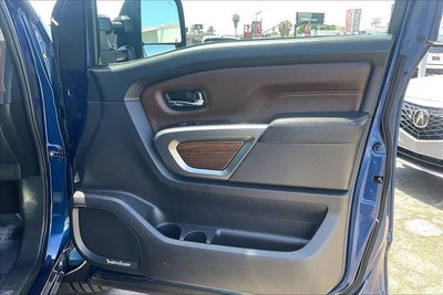 2017 Nissan TITAN XD Platinum Reserve Diesel