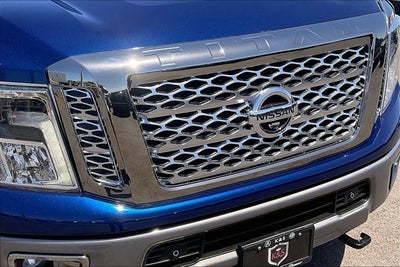 2017 Nissan TITAN XD Platinum Reserve Diesel