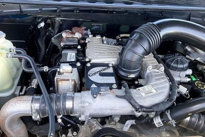 2017 Nissan TITAN XD Platinum Reserve Diesel