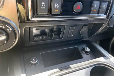 2017 Nissan TITAN XD Platinum Reserve Diesel
