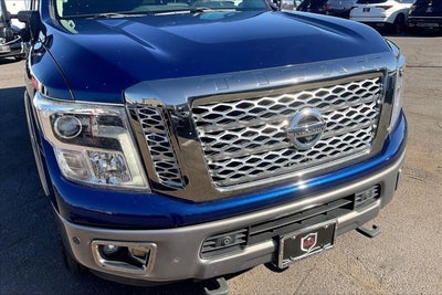 2017 Nissan TITAN XD Platinum Reserve Diesel