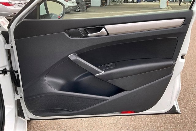 2022 Volkswagen Passat 2.0T SE