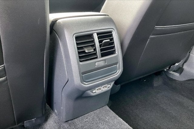 2022 Volkswagen Passat 2.0T SE