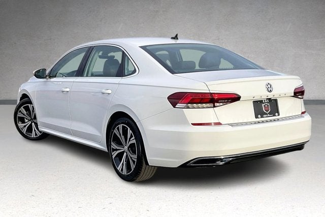 2022 Volkswagen Passat 2.0T SE
