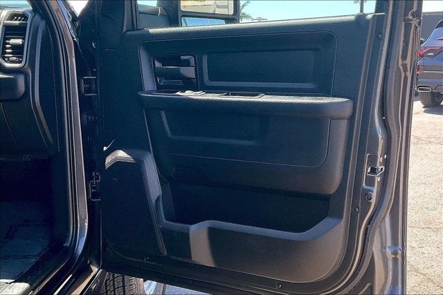2024 RAM 3500 Tradesman Crew Cab 4x4 8' Box
