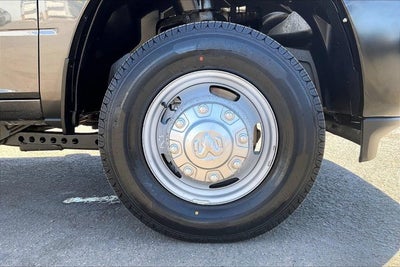 2024 RAM 3500 Tradesman Crew Cab 4x4 8' Box