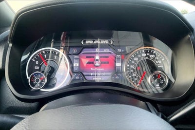 2022 RAM 3500 Big Horn Crew Cab 4x4 8' Box