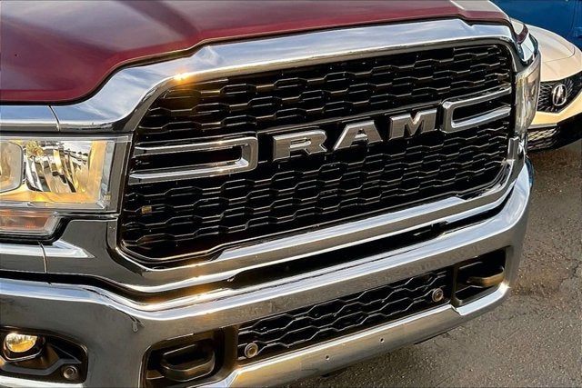 2022 RAM 3500 Big Horn Crew Cab 4x4 8' Box