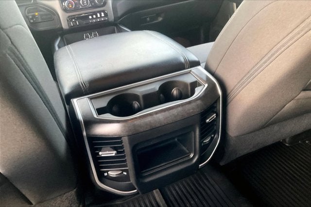 2022 RAM 3500 Big Horn Crew Cab 4x4 8' Box