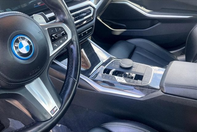 2023 BMW 330e 330e