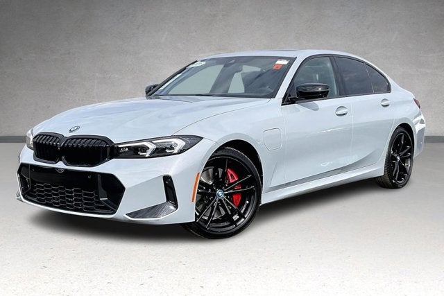 2024 BMW 330e xDrive