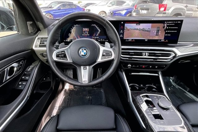 2024 BMW 330e xDrive