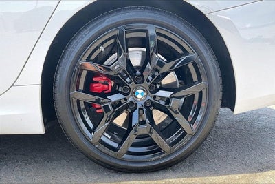 2025 BMW 330i 330i