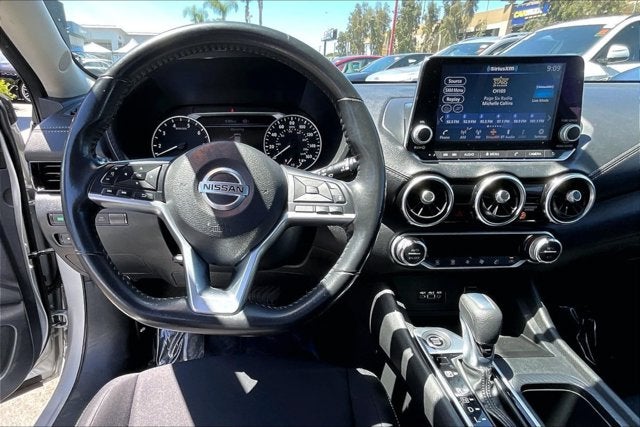 2021 Nissan Sentra SV Xtronic CVT