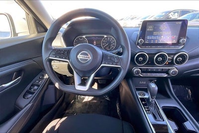 2023 Nissan Sentra SV Xtronic CVT