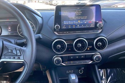 2023 Nissan Sentra SV Xtronic CVT