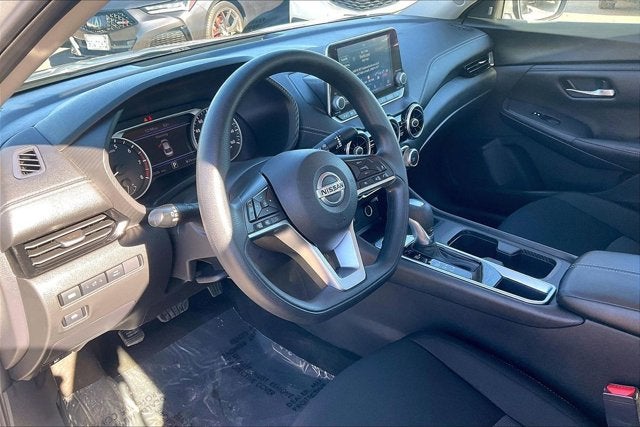 2023 Nissan Sentra SV Xtronic CVT