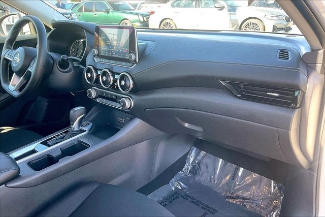 2023 Nissan Sentra SV Xtronic CVT