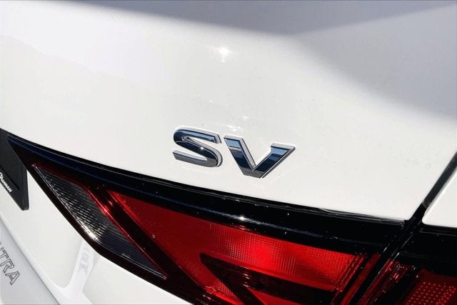 2022 Nissan Sentra SV Xtronic CVT