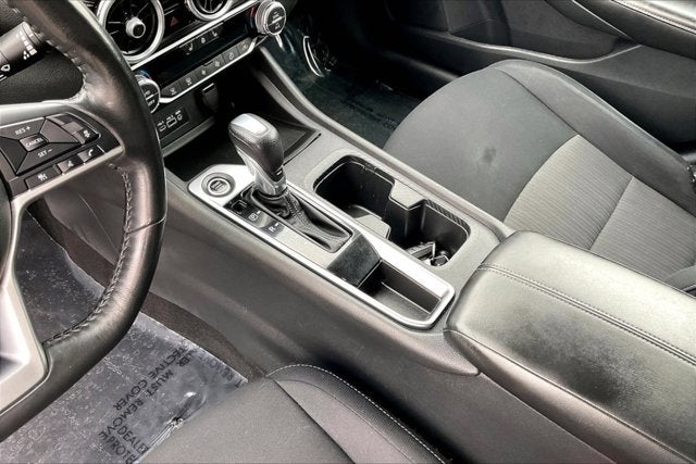 2022 Nissan Sentra SV Xtronic CVT