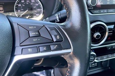 2024 Nissan Sentra SR Xtronic CVT