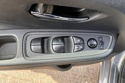 2024 Nissan Versa 1.6 SV