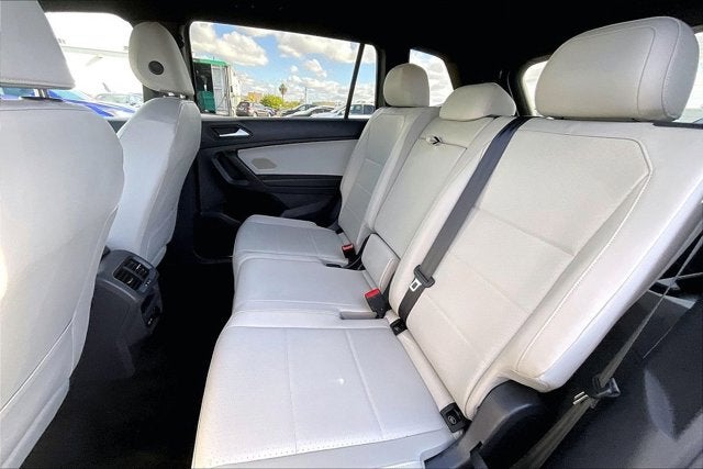 2021 Volkswagen Tiguan 2.0T SE R-Line Black