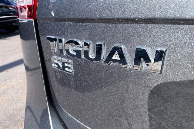 2021 Volkswagen Tiguan 2.0T SE R-Line Black